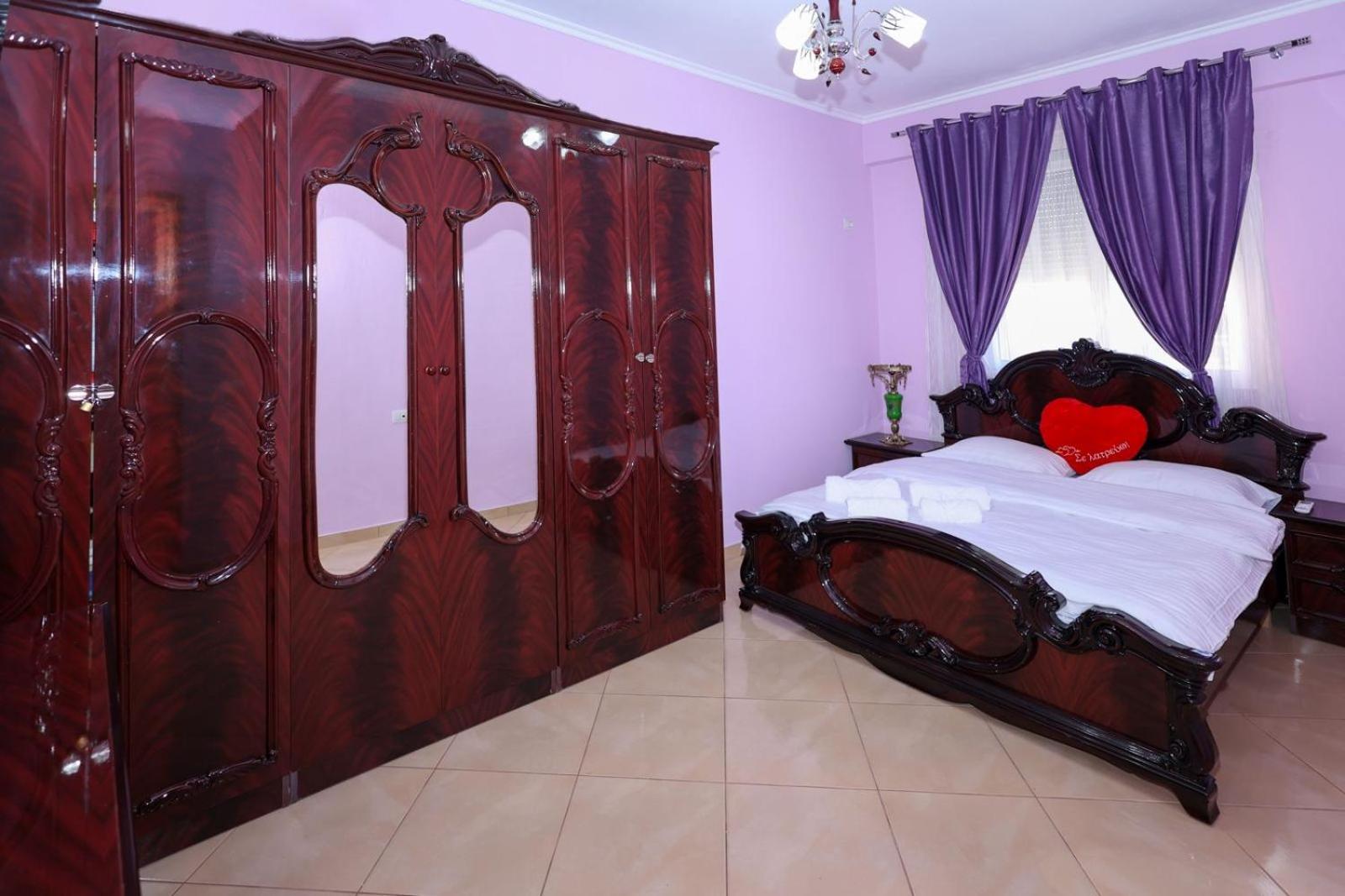 Rio'S Apartment Берат Екстер'єр фото